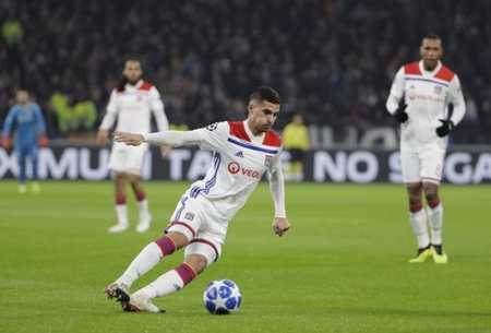 健防守与中 健防守与中